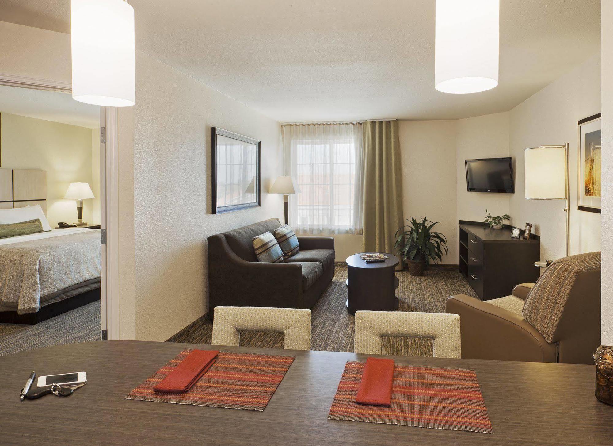 Candlewood Suites Bay City By Ihg Exterior foto