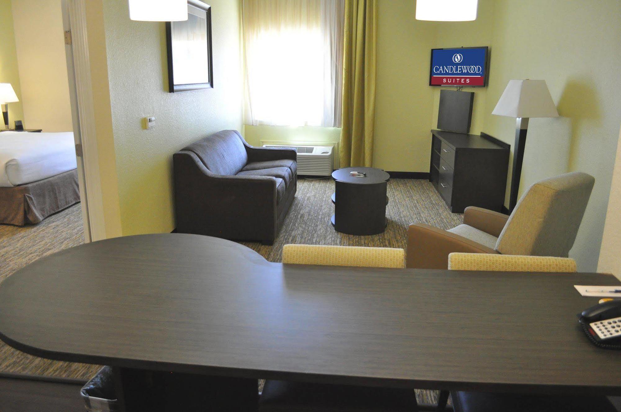 Candlewood Suites Bay City By Ihg Exterior foto