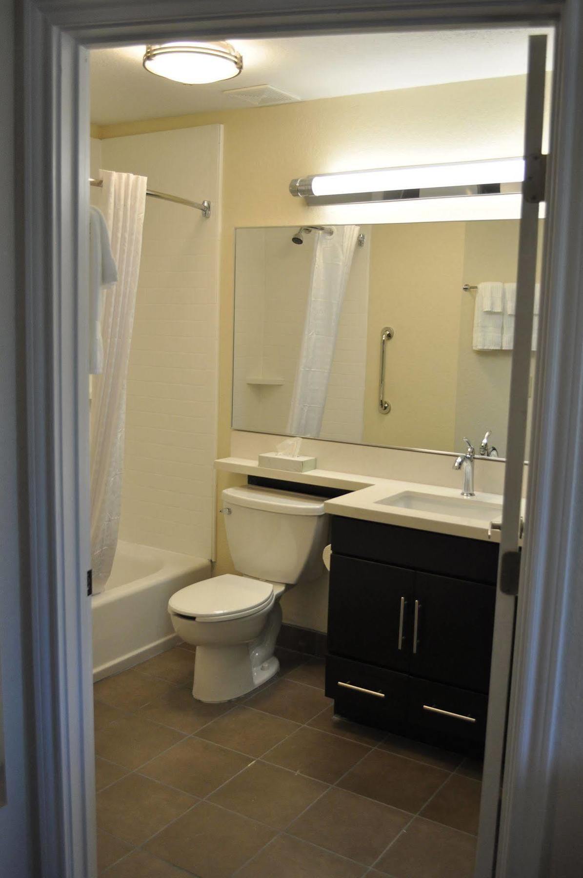 Candlewood Suites Bay City By Ihg Exterior foto