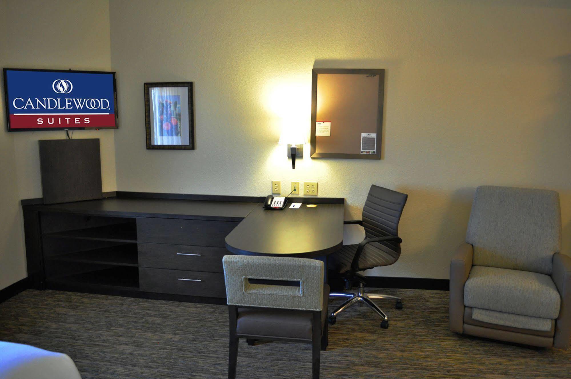 Candlewood Suites Bay City By Ihg Exterior foto